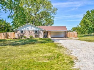 2843 S Pottawatomie Rd, Harrah, OK 73045