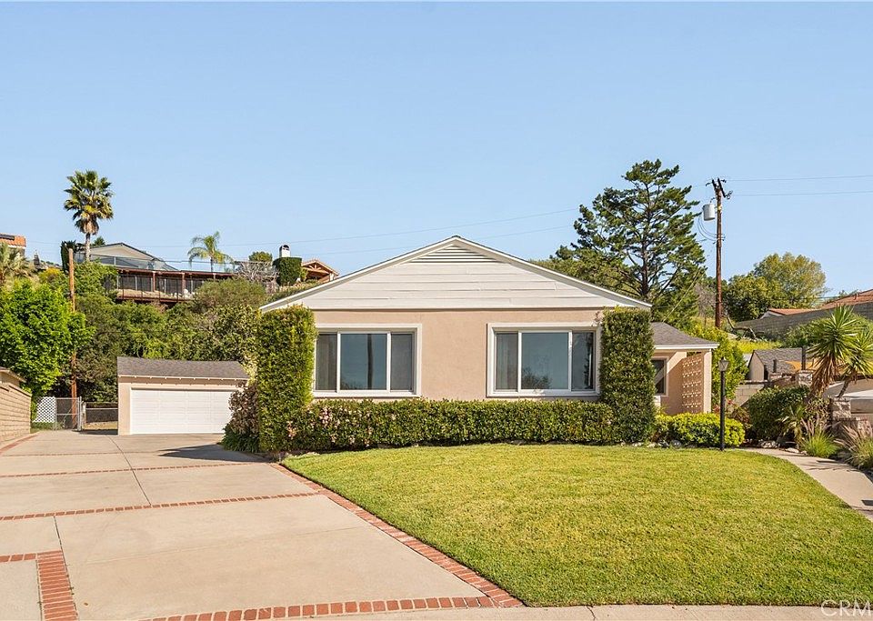 1st image of 2324 Harold Cir