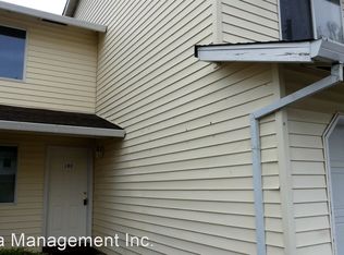 19927 NE Halsey St #101, Portland, OR 97230