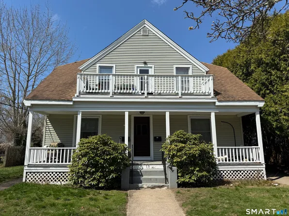 13 Moss Street, Stonington, CT 06379