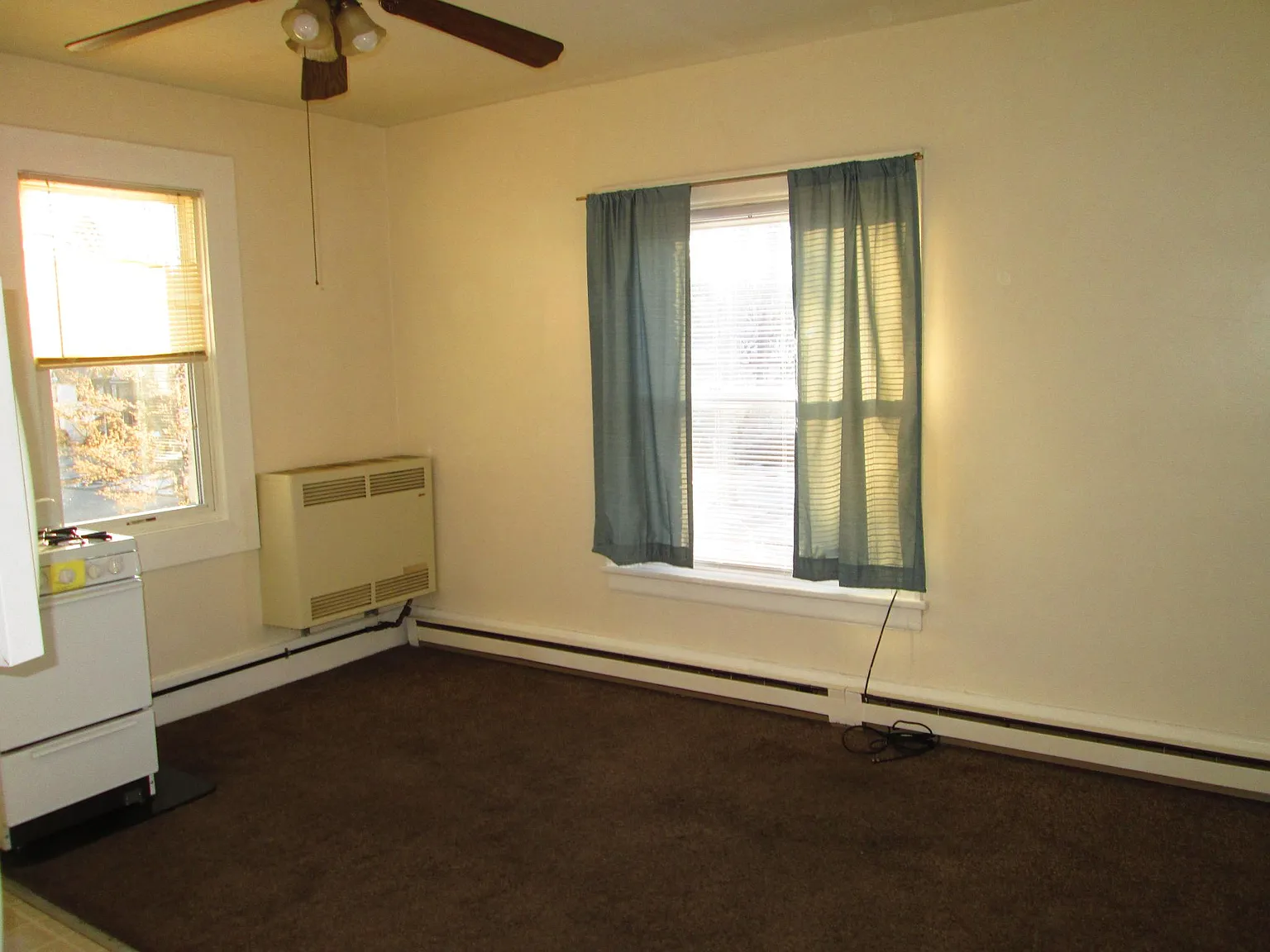 1109 Penn Ave East — Photo 3