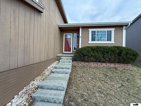 3rd image of 6129 S 189th St