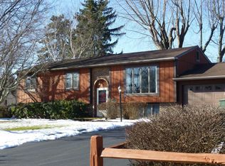 1415 Pebblewood Ln, Williamsport, PA 17701