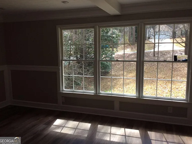 80 Homestead Pl — Photo 5