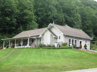 1405 Little Windfall Rd, Lansing, NC 28643