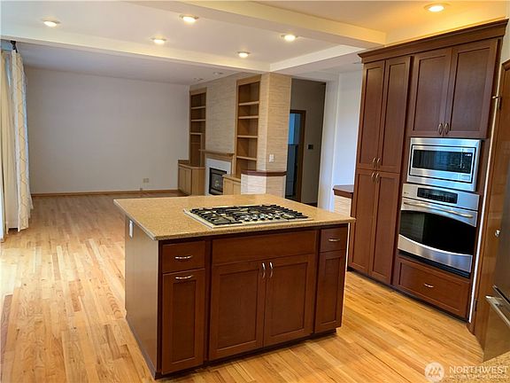 4th image of 25551 SE 41st Ct
