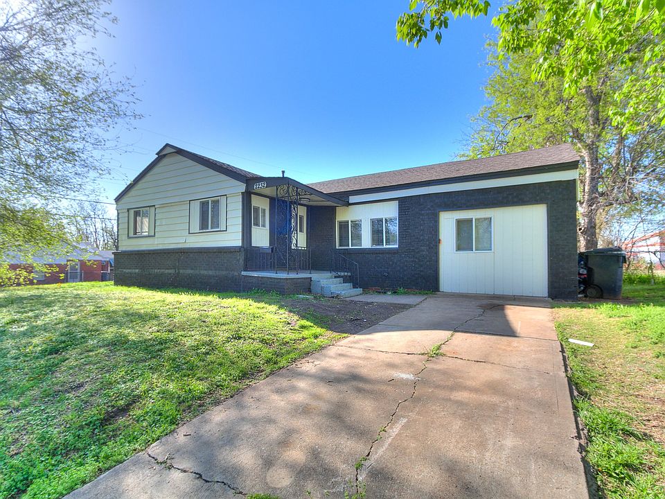 1st image of 2232 E Park Pl