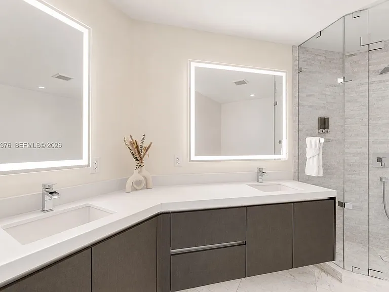 851 NE 1st Ave #28 — Photo 45