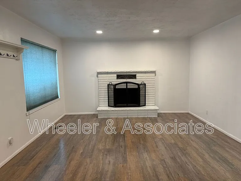 1118 S 700 W — Photo 7