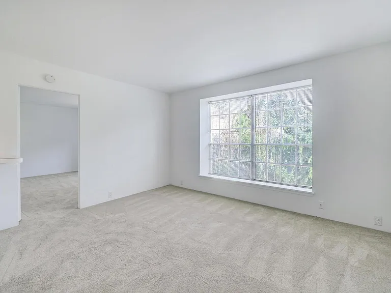 5353 Institute Ln #29 — Photo 6