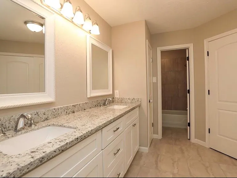 3134 Sedgeborough Dr — Photo 11