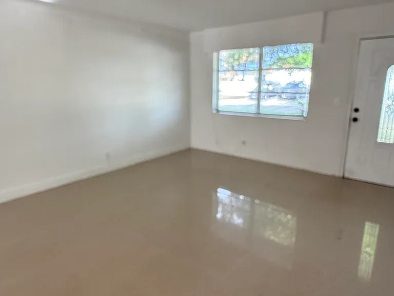 3601 Avenue T — Photo 5