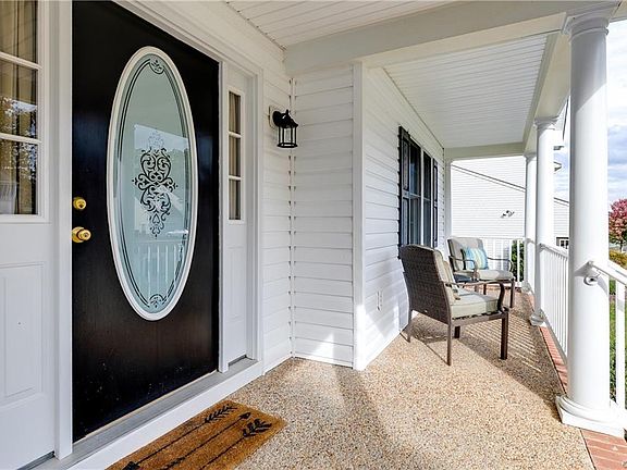 3rd image of 6778 Arbor Meadows Dr