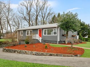 70 Oak Ridge Rd, Pleasantville, NY 10570