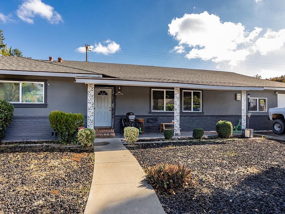 1124 Lakewood Ave Modesto CA 95355 MLS 223108812 Zillow   89d29f6e94fd4aa9b11871d07d065c6d Cc Ft 960 