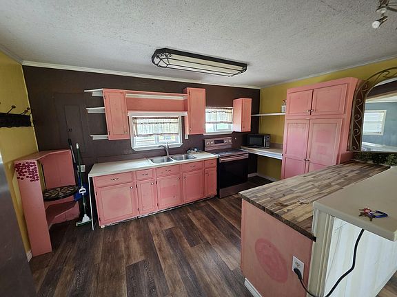 3rd image of 7526 3rd Ave
