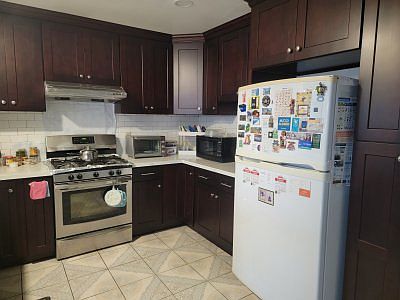 5th image of 8565 Gold Coast Dr
