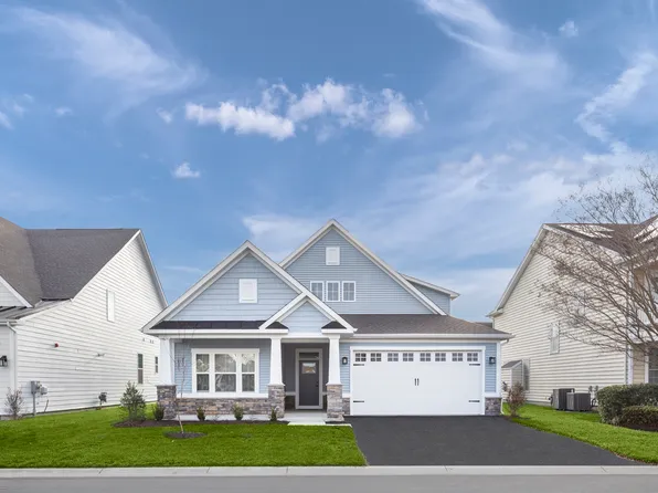 685 Jefferson St, Fortville, IN 46040