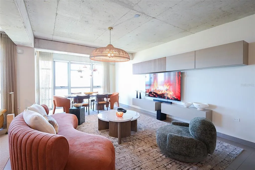 1 bed, 2.0 bath, 1129 sqft, $5,500 — Photo 4