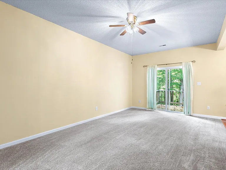 5403 Sasha Ct — Photo 16