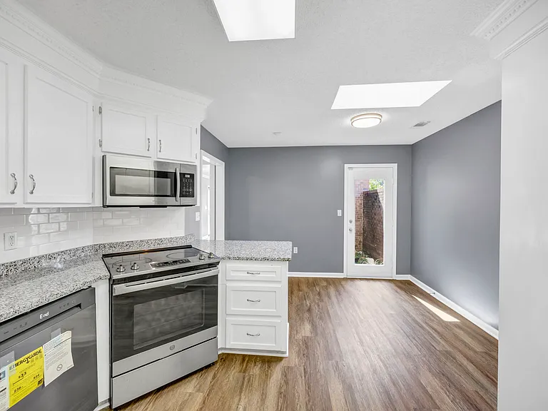 316 Patio Pl — Photo 13