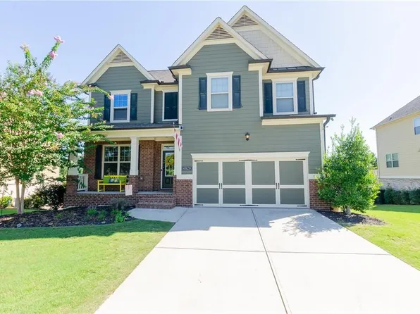 6828 New Fern Ln, Flowery Branch, GA 30542