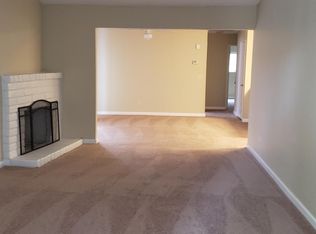 8832 Valley Oak Dr, Stockton, CA 95209
