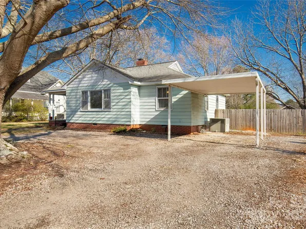 802 Chesterfield Ave, Lancaster, SC 29720