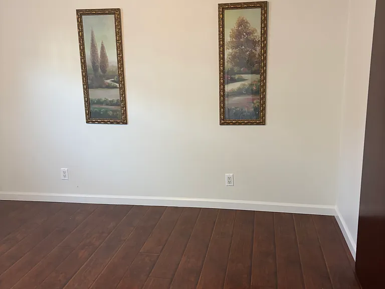 11241 Peach Grove St — Photo 17