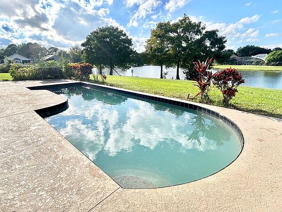 4th image of 12801 Ben Rogers Ct