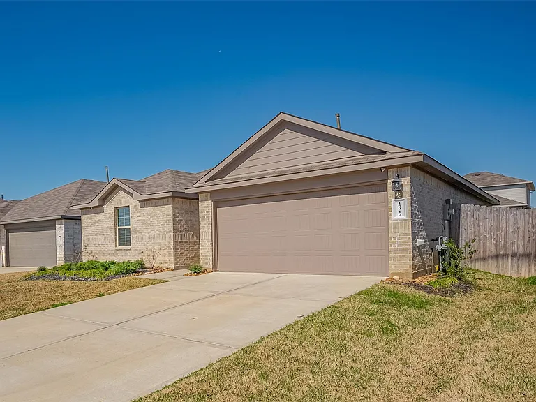 15010 Eastern Wood Rd — Photo 3