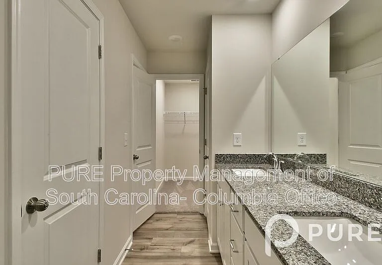 119A Triumph Ave — Photo 38