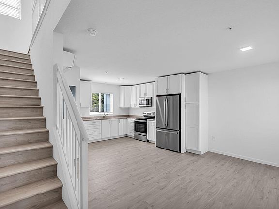 4th image of 10877 Overseas Hwy APT 16