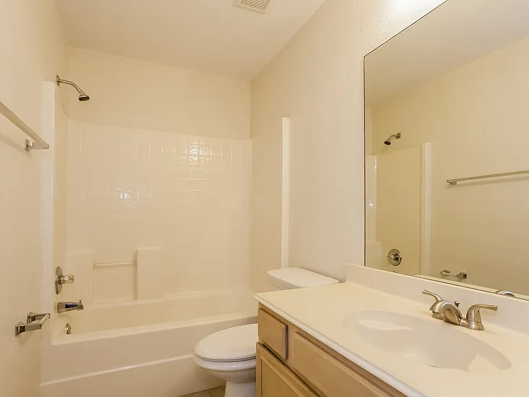 2370 Stagecoach St — Photo 12