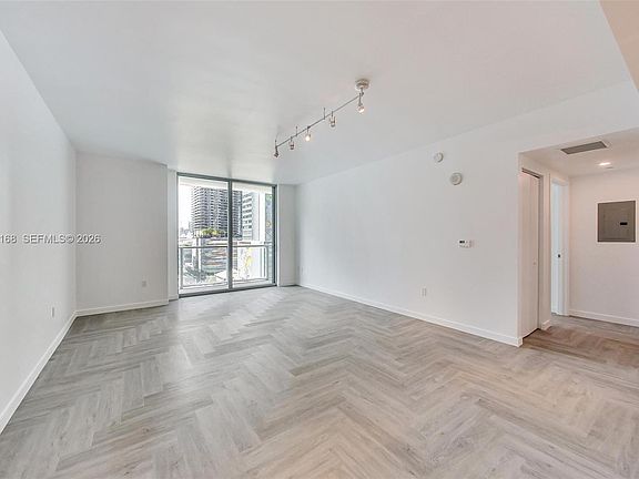 4th image of 1100 S Miami Ave #1008