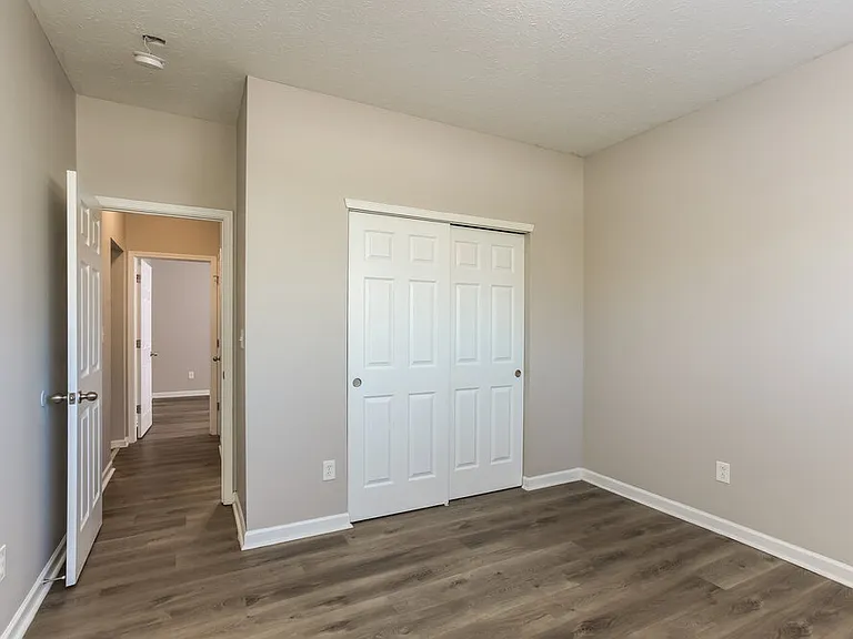 8267 Templederry Dr — Photo 11