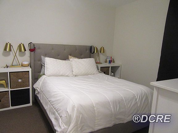 3rd image of 7010 N Ashland Blvd #B