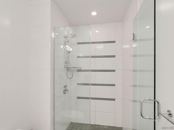 5th image of 575 6th Ave Unit 502