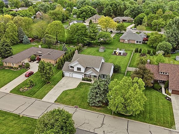 4th image of 1881 Laurel Creek Dr