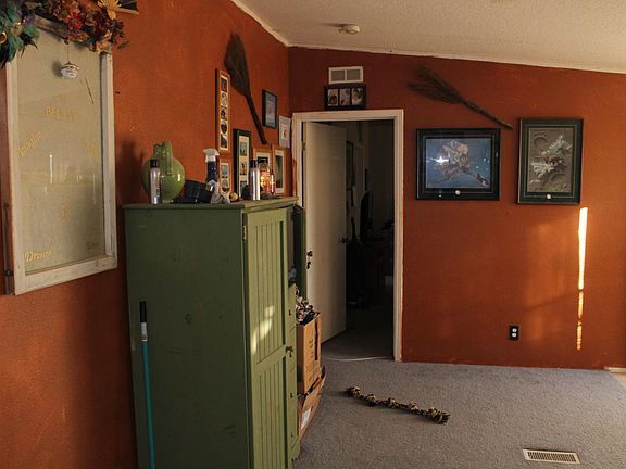 5th image of 1750 E Center St