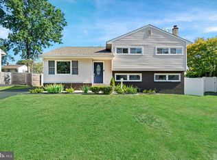 47 Ruby Dr, Claymont, DE 19703