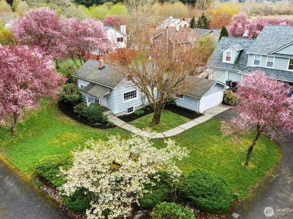 9040 Avondale Road NE, Redmond, WA 98052
