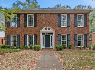 28 Moss Forest Cir, Jackson, MS 39211