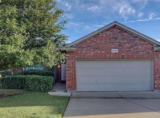 6040 Horse Trap Dr, Fort Worth, TX 76179