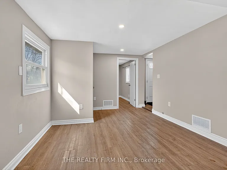 312 Piccadilly St #4 — Photo 3