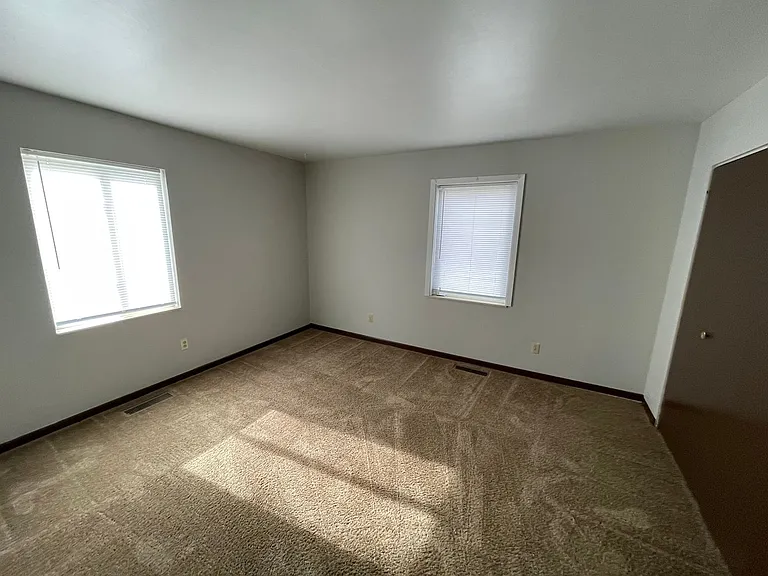 802 Hartwell Dr — Photo 17