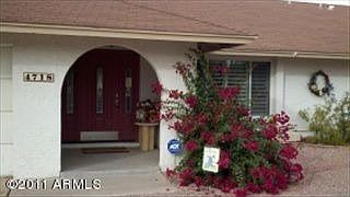 2nd image of 4718 E Paradise Ln