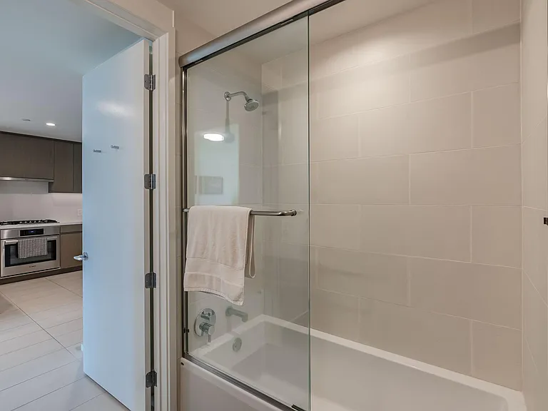 889 Francisco St #802 — Photo 9