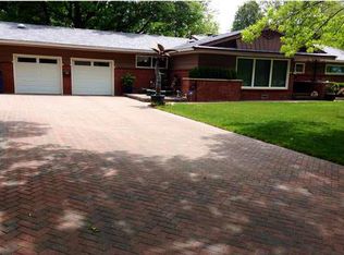 508 N Stratford Ln, Wichita, KS 67206