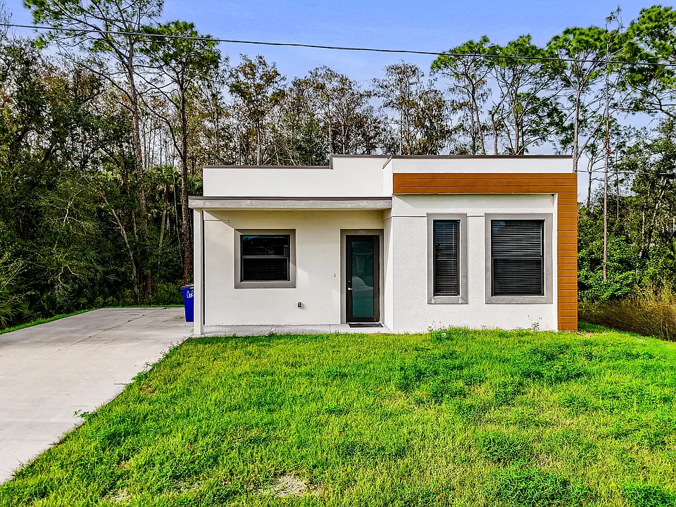 1911 Lorna Ave